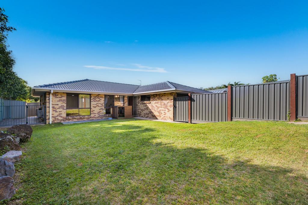 2/4 Paramount Pl, Oxenford, QLD 4210