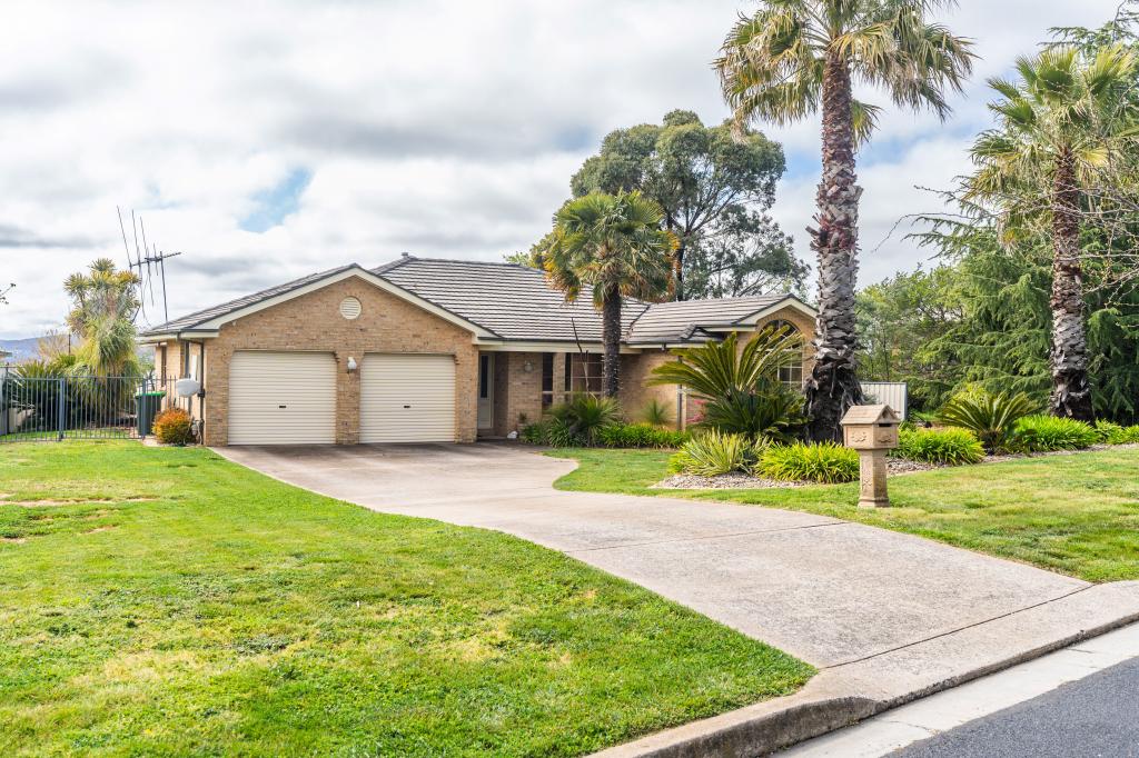 47 AMANA CCT, ORANGE, NSW 2800