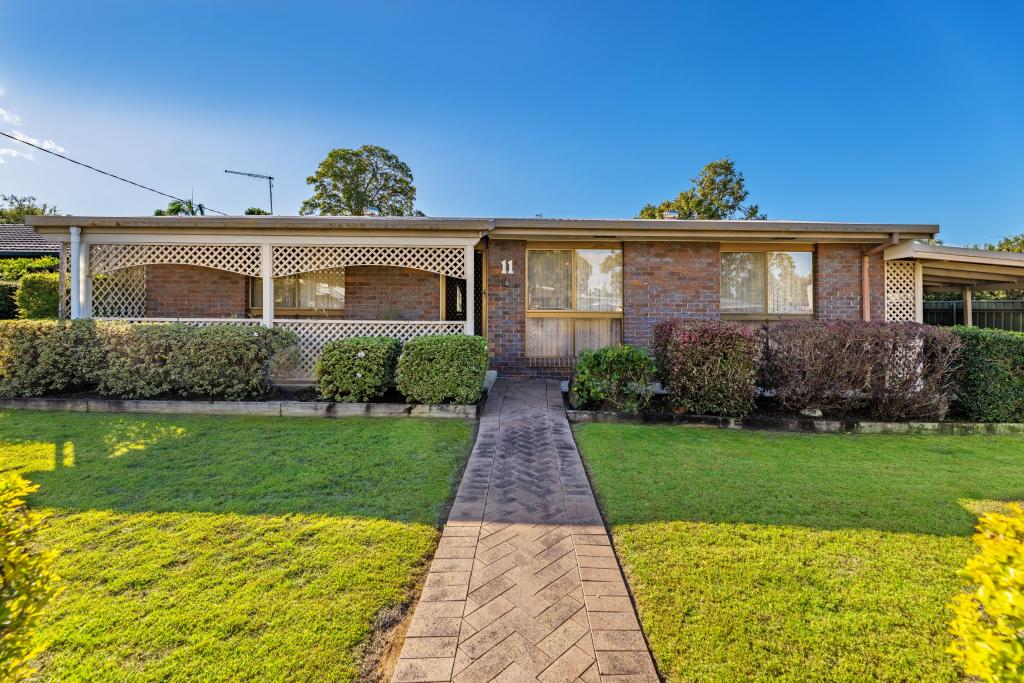 11 Carlisle St, Morayfield, QLD 4506