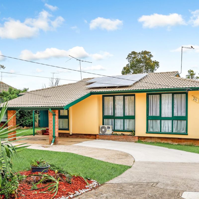 25 Roebuck Cres, Willmot, NSW 2770