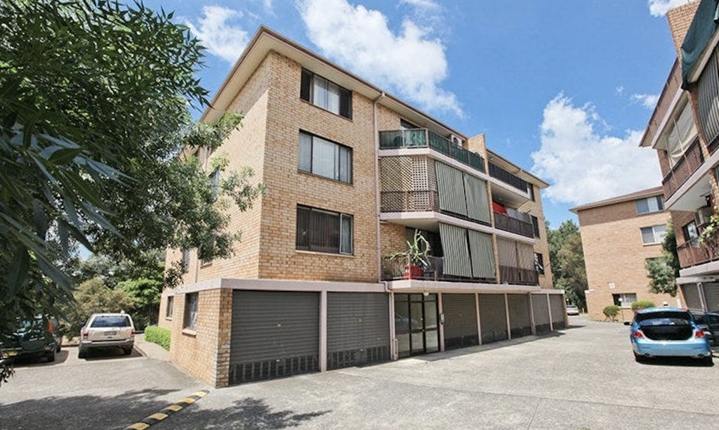 61/1 Riverpark Dr, Liverpool, NSW 2170