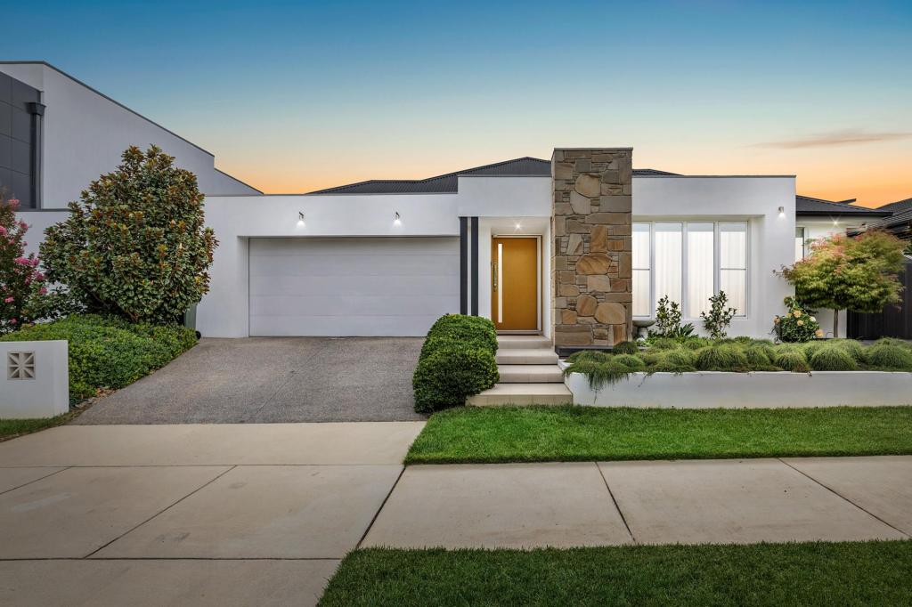 21 Glider Cres, Throsby, ACT 2914