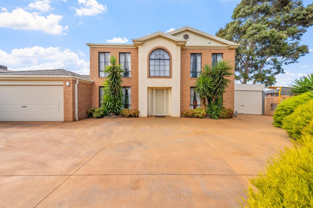 2 Collins St, Taylors Hill, VIC 3037