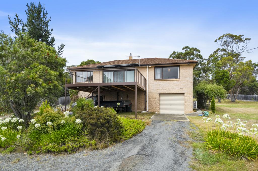 28 Barton Ave, Triabunna, TAS 7190