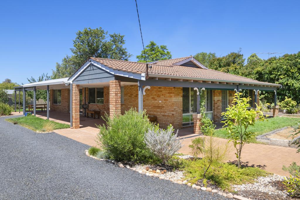 3 Bovell Ave, Margaret River, WA 6285