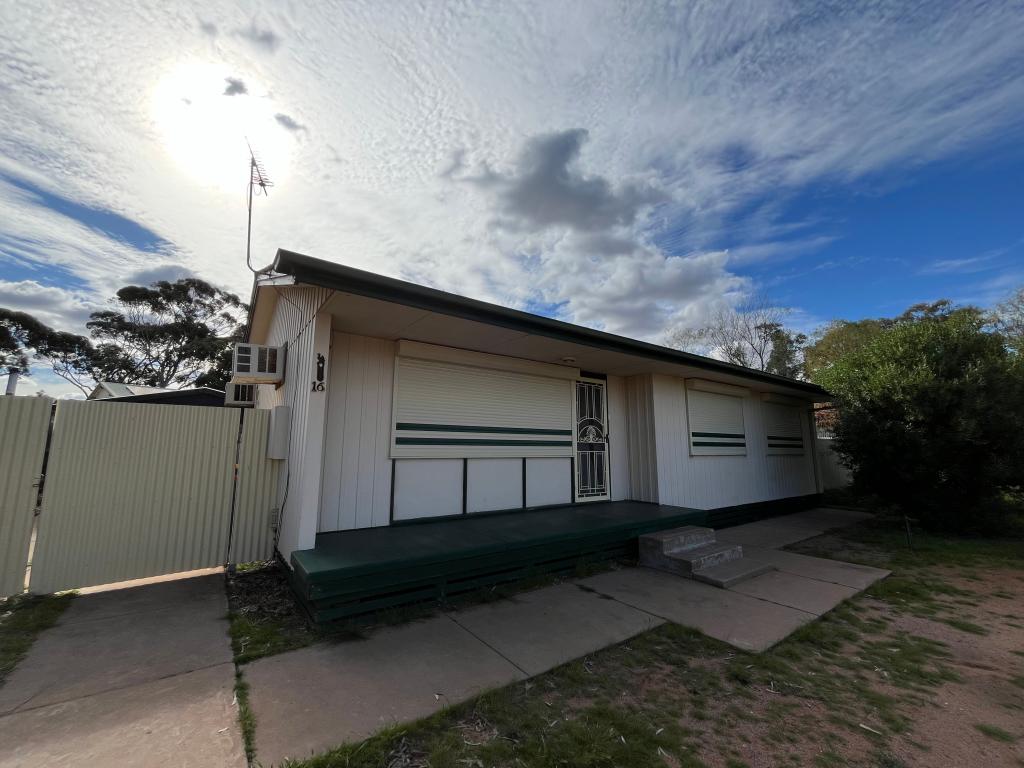 16 Larkin Cres, Port Augusta, SA 5700