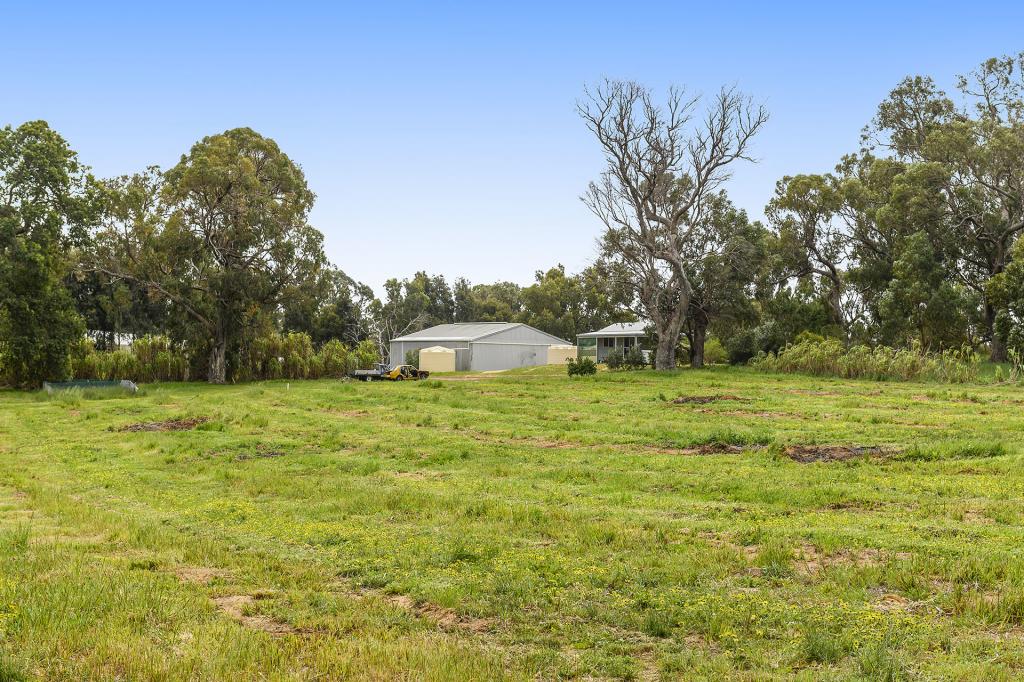 244 Rangeview Dr, Wanerie, WA 6503