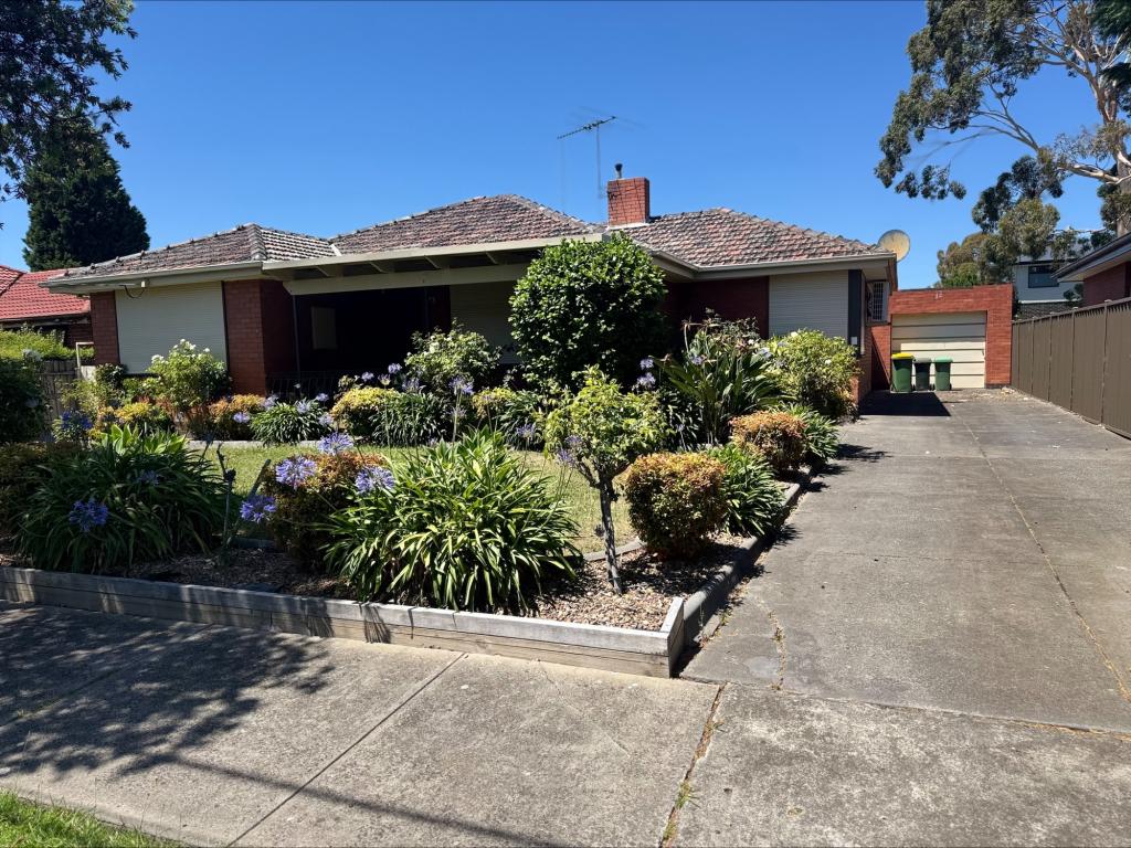 73 Dumbarton St, Reservoir, VIC 3073