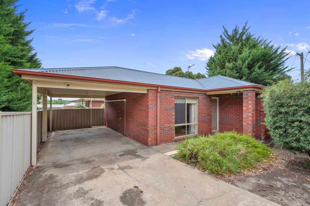 127 Eaglehawk Rd, Long Gully, VIC 3550