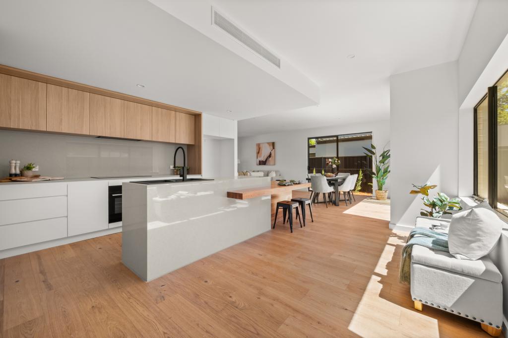 61 Buxton St, Deakin, ACT 2600