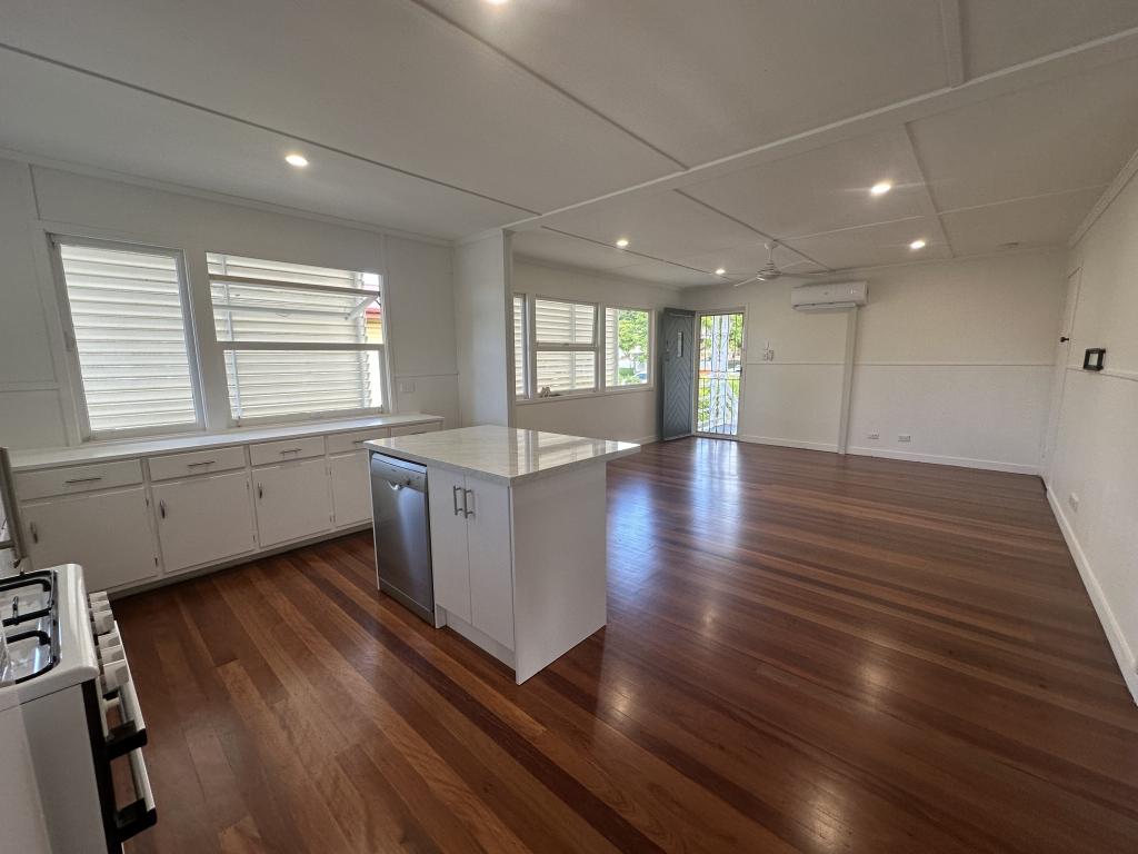 65 Ringrose St, Stafford Heights, QLD 4053