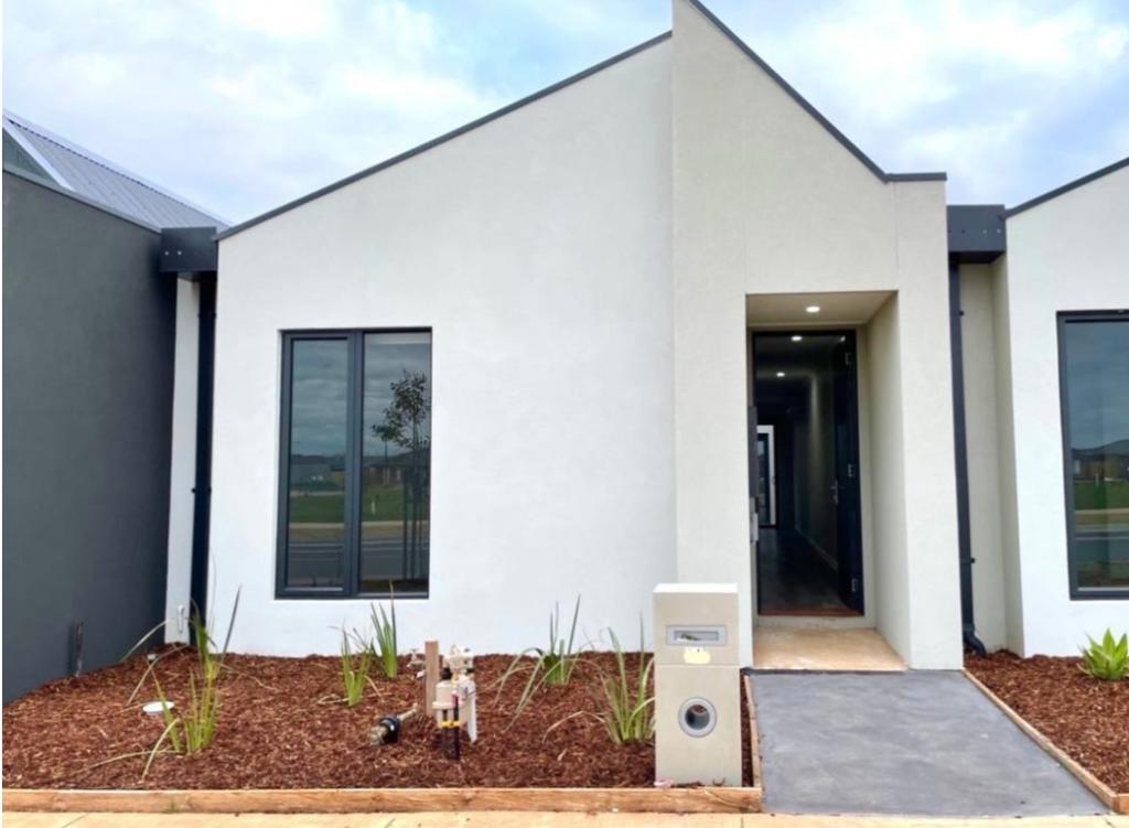 22 Kingdom Bvd, Weir Views, VIC 3338