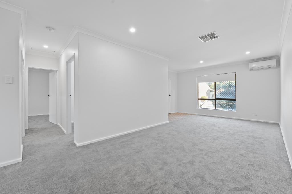 5/4 Merope Cl, Rockingham, WA 6168