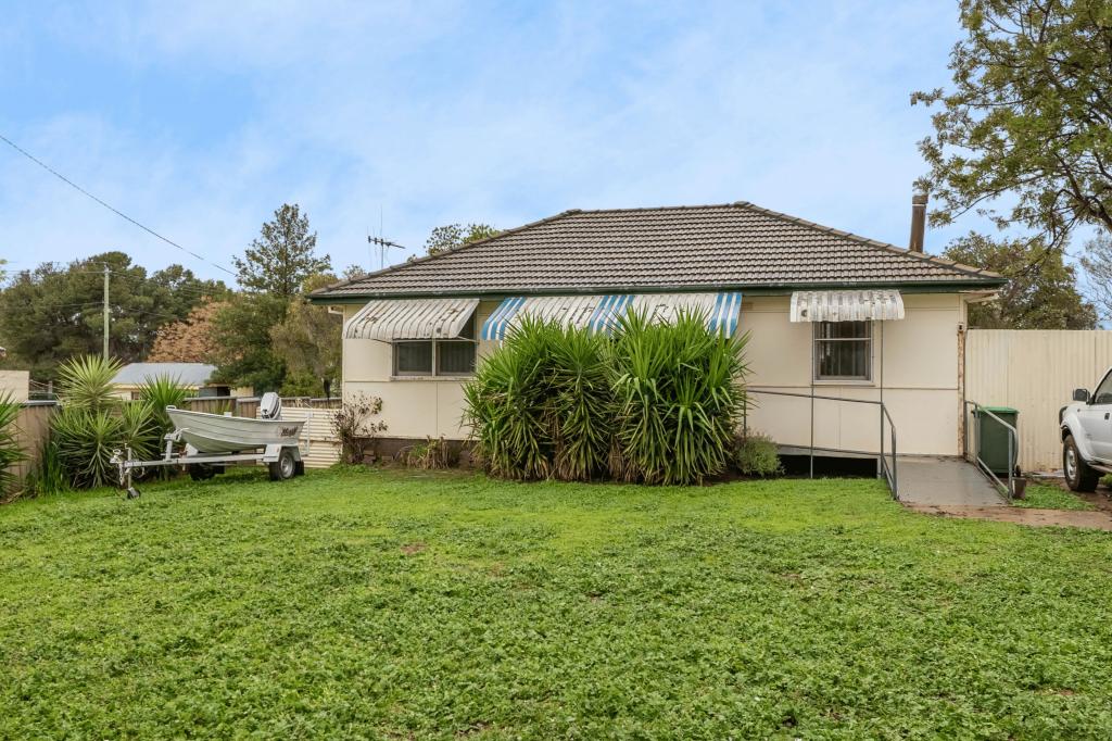 5 Keast St, Parkes, NSW 2870