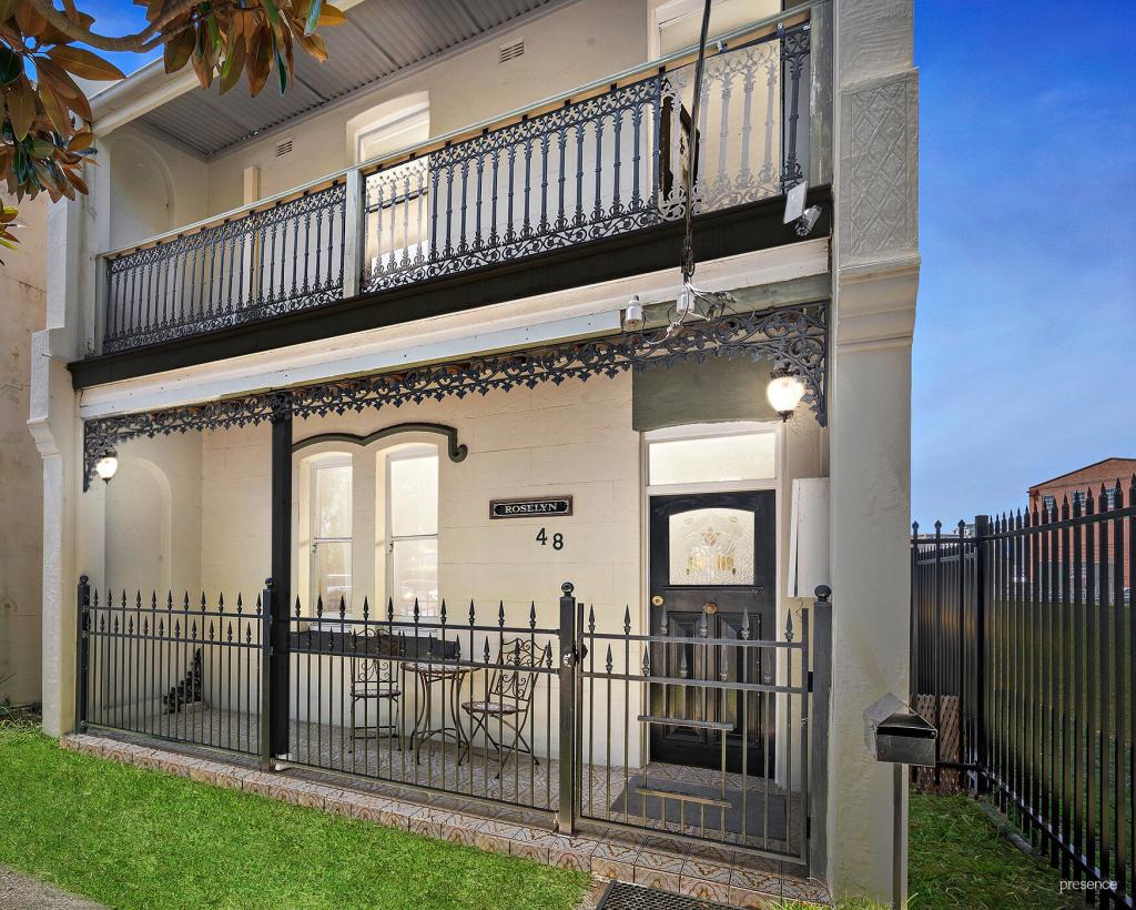 48 Hebburn St, Hamilton East, NSW 2303