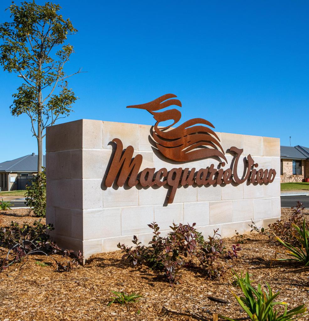 Macquarie View Estate Hennessy Dr, Dubbo, NSW 2830