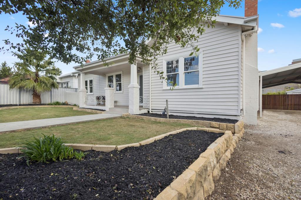 247 Arnold St, North Bendigo, VIC 3550