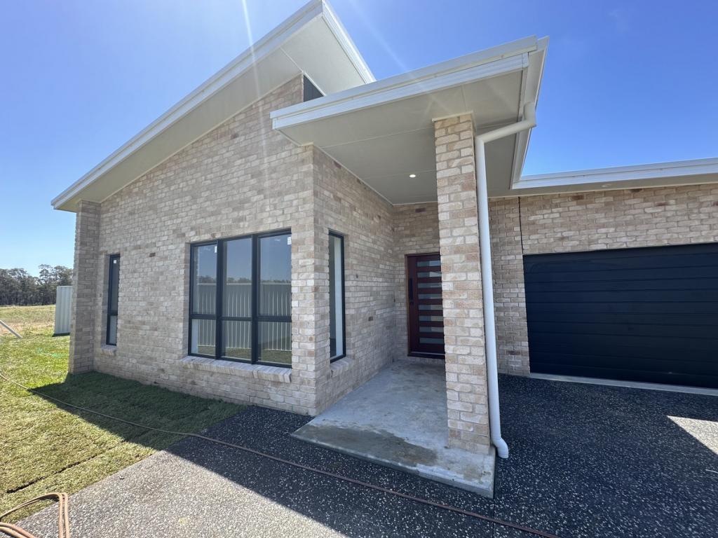 3b Retreat Cl, Old Bar, NSW 2430