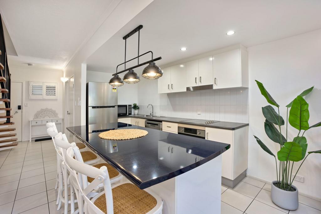 17/82-86 Martyn St, Parramatta Park, QLD 4870