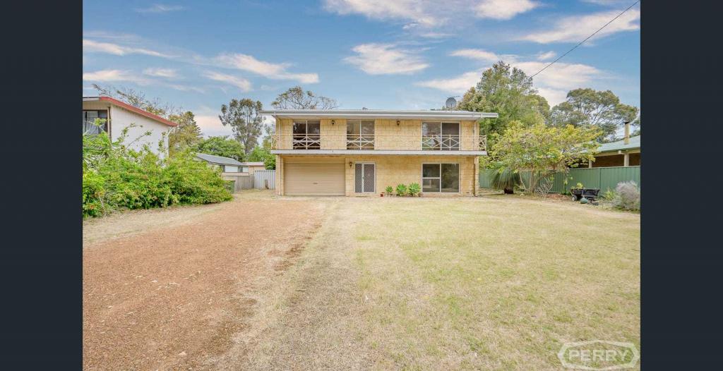 16 Redcliffe Rd, Greenfields, WA 6210