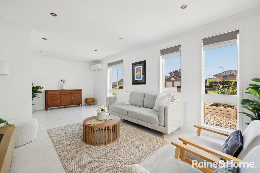 6 Glen Osmond Cres, Bossley Park, NSW 2176