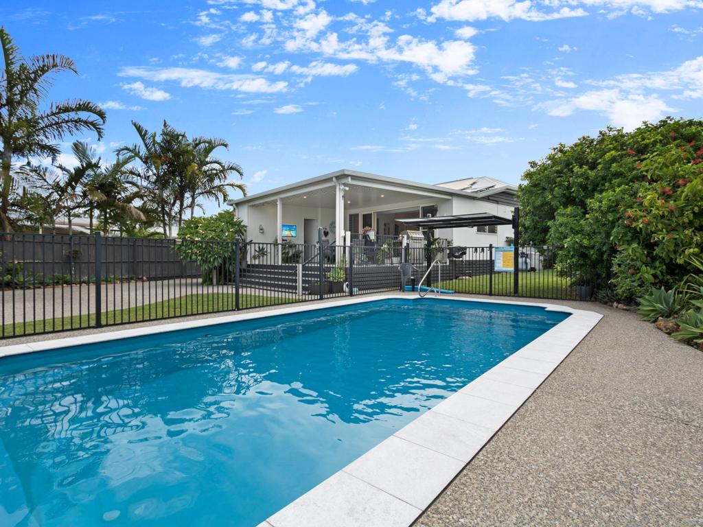 24 Ann St, Torquay, QLD 4655