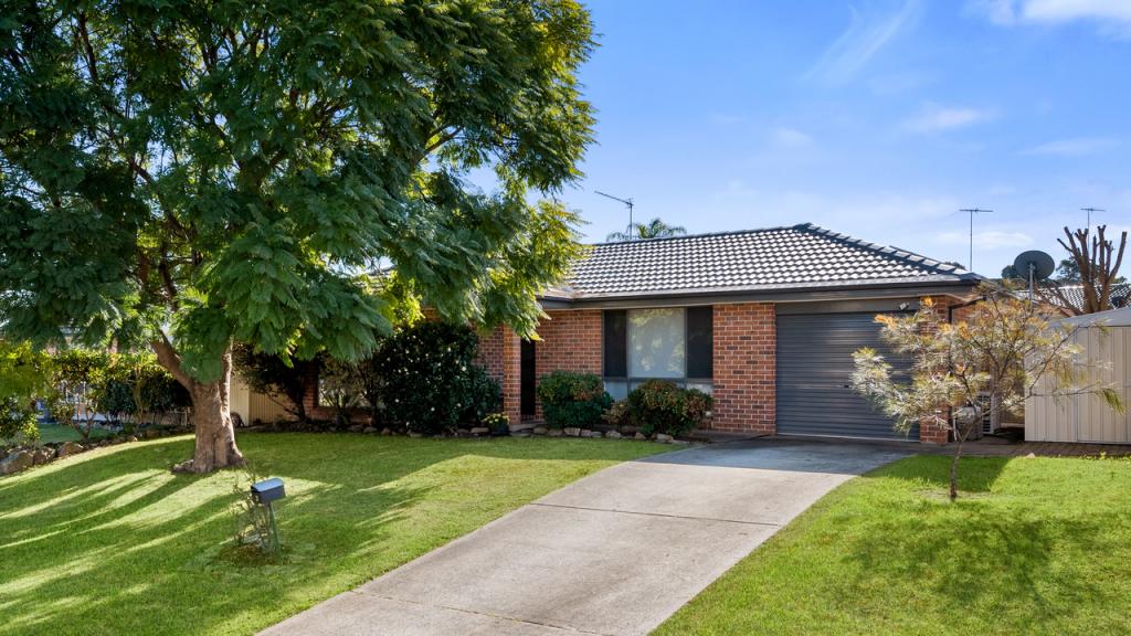 3 Whorlong St, St Helens Park, NSW 2560