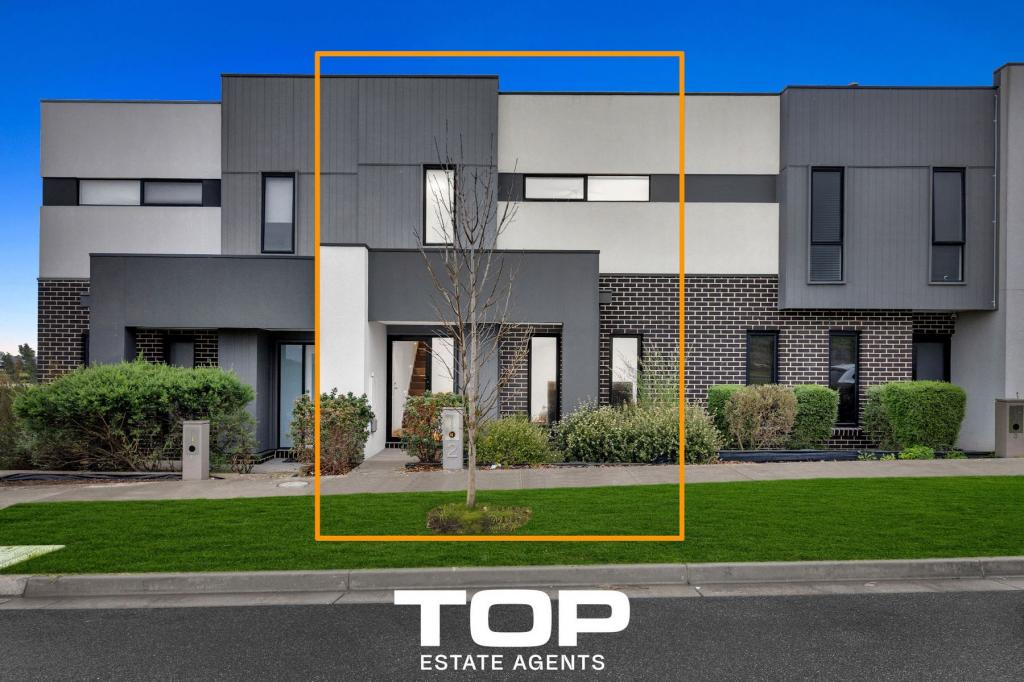 2 Talmalmo Lane, Clyde North, VIC 3978