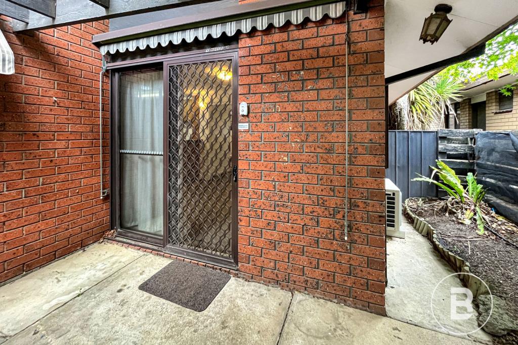 63a Grandview Gr, Wendouree, VIC 3355