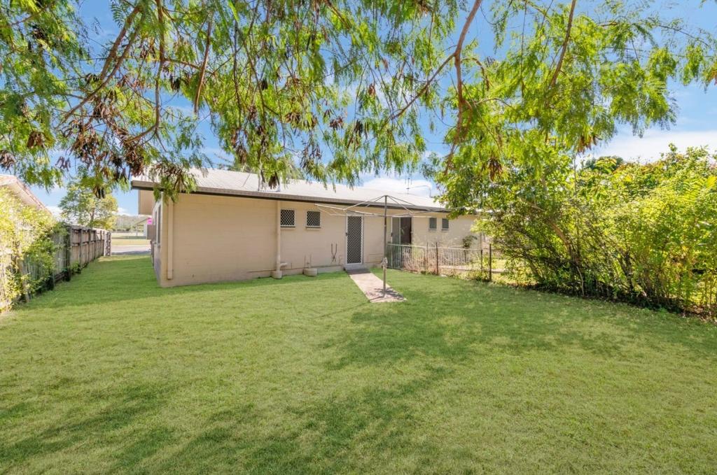 235 THURINGOWA DR, KIRWAN, QLD 4817
