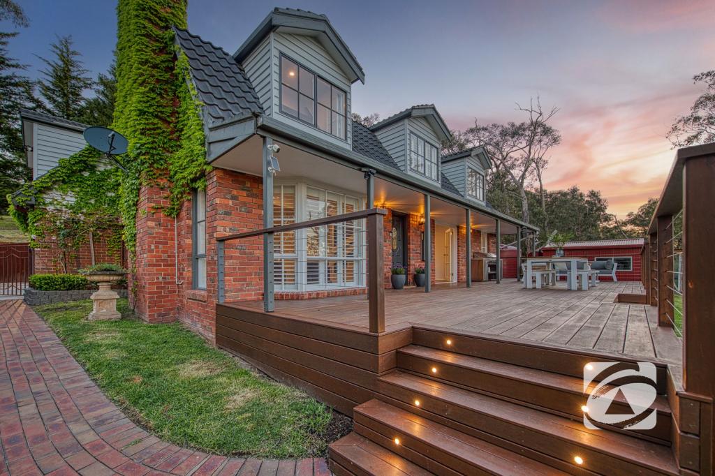 22 BOUNDARY RD, NARRE WARREN EAST, VIC 3804