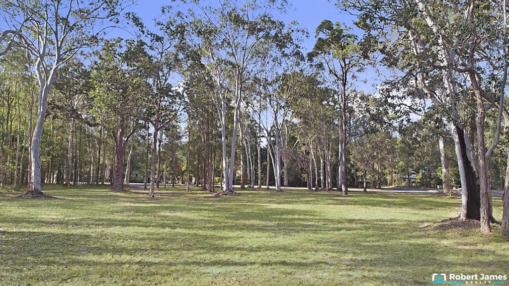 42 Coral Fern Dr, Cooroibah, QLD 4565