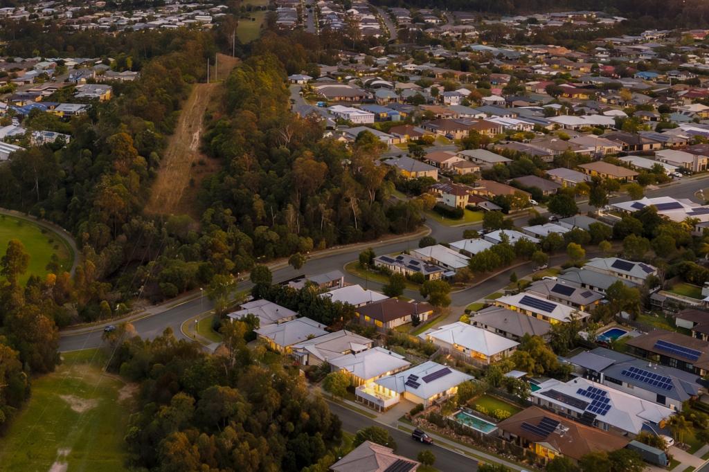 10 MAJOR MITCHELL DR, UPPER COOMERA, QLD 4209