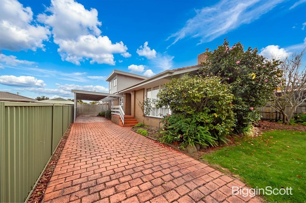 18 Gabrielle Ct, Ferntree Gully, VIC 3156