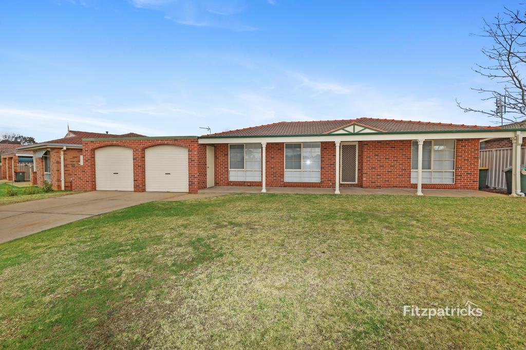 12 Yentoo Dr, Glenfield Park, NSW 2650