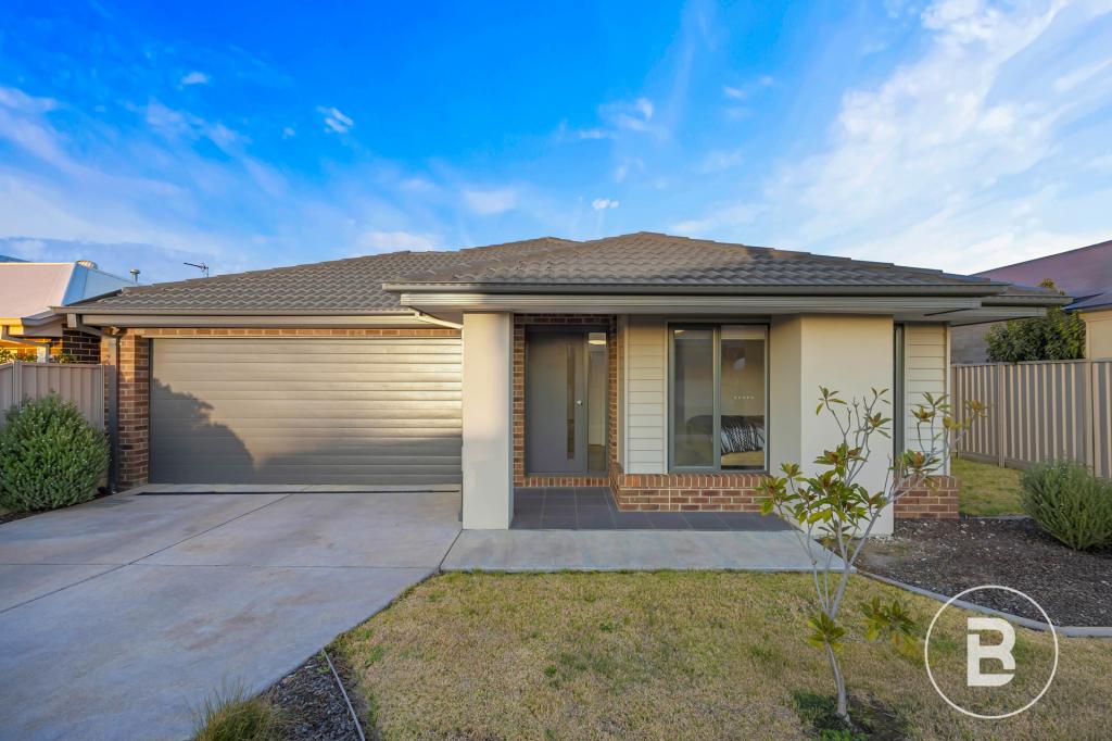 36 Royal York Rd, Winter Valley, VIC 3358