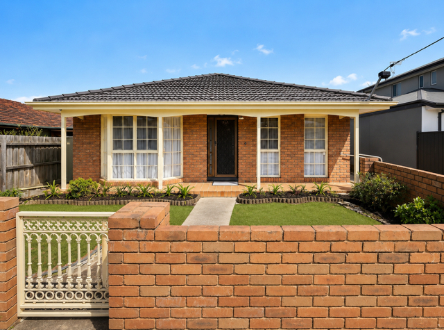 1/139 Ogilvie St, Essendon, VIC 3040