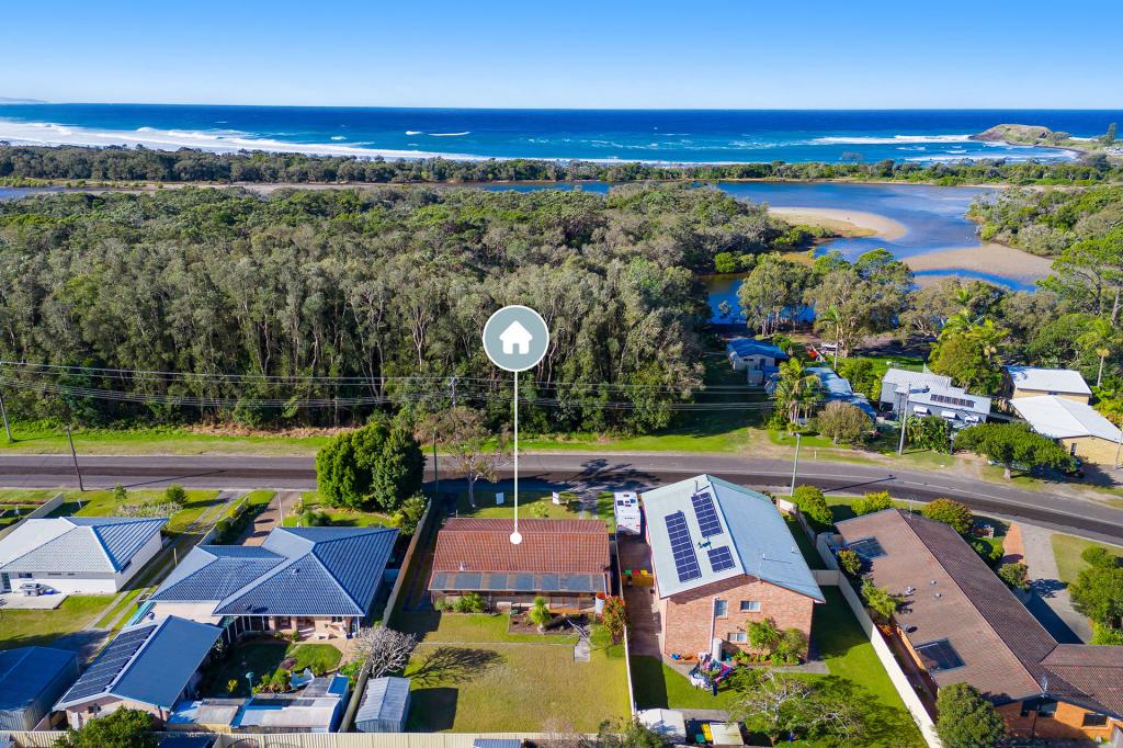 16 Belmore St, Crescent Head, NSW 2440