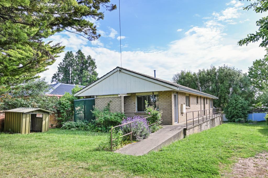 14 Molong Rd, Orange, NSW 2800