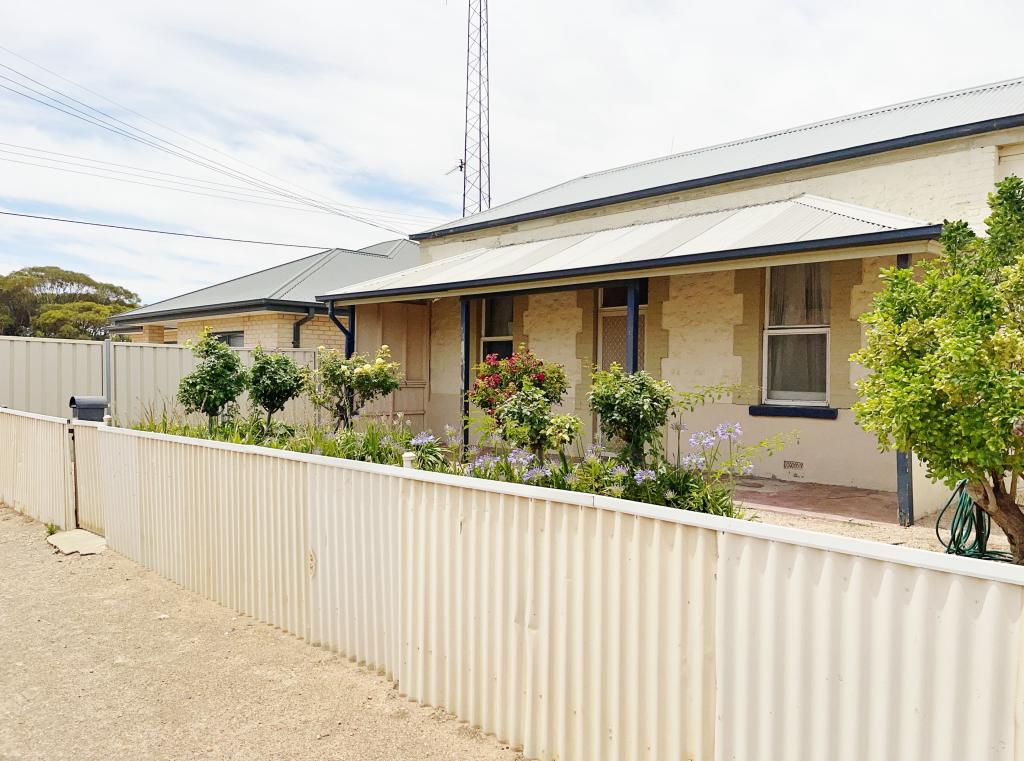 1a Mair St, Wallaroo, SA 5556