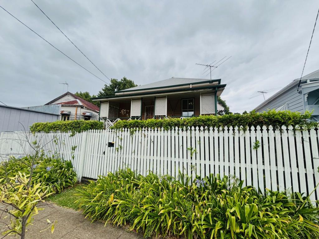 4 Fraser St, Wooloowin, QLD 4030
