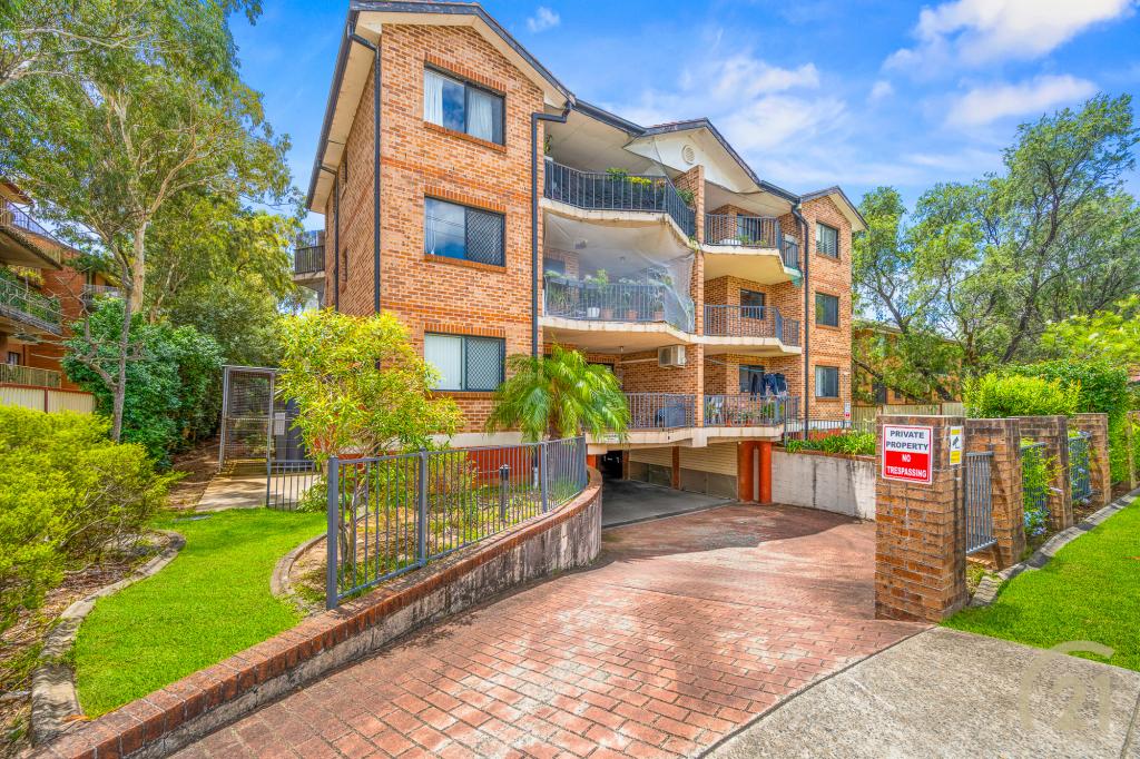 1/49-51 Calliope St, Guildford, NSW 2161