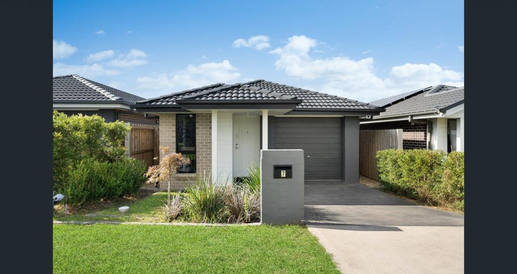 7 TIMBERCREST ST, BOX HILL, NSW 2765