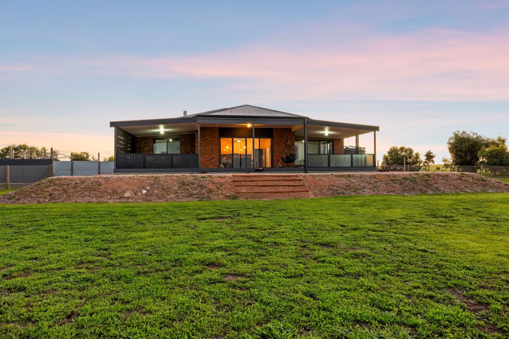 206 Wheaton Dr, Streaky Bay, SA 5680