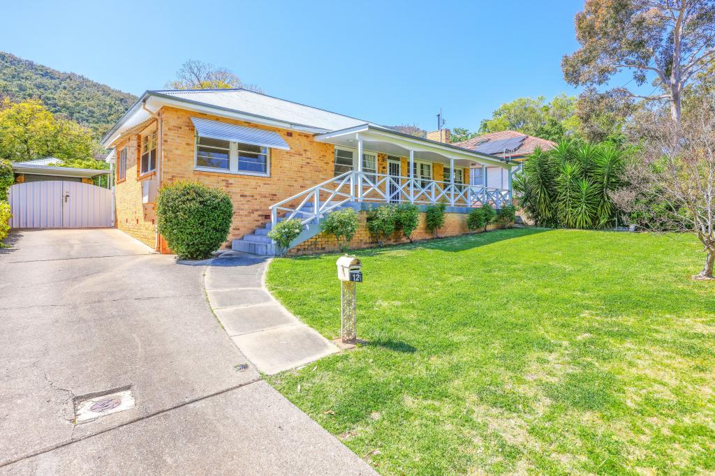 12 Golf St, East Tamworth, NSW 2340