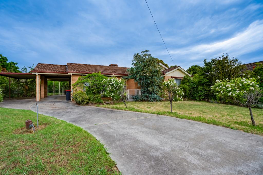 571 Brown Pl, Lavington, NSW 2641