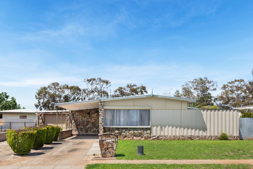 3 Poulshot Cres, Elizabeth Vale, SA 5112