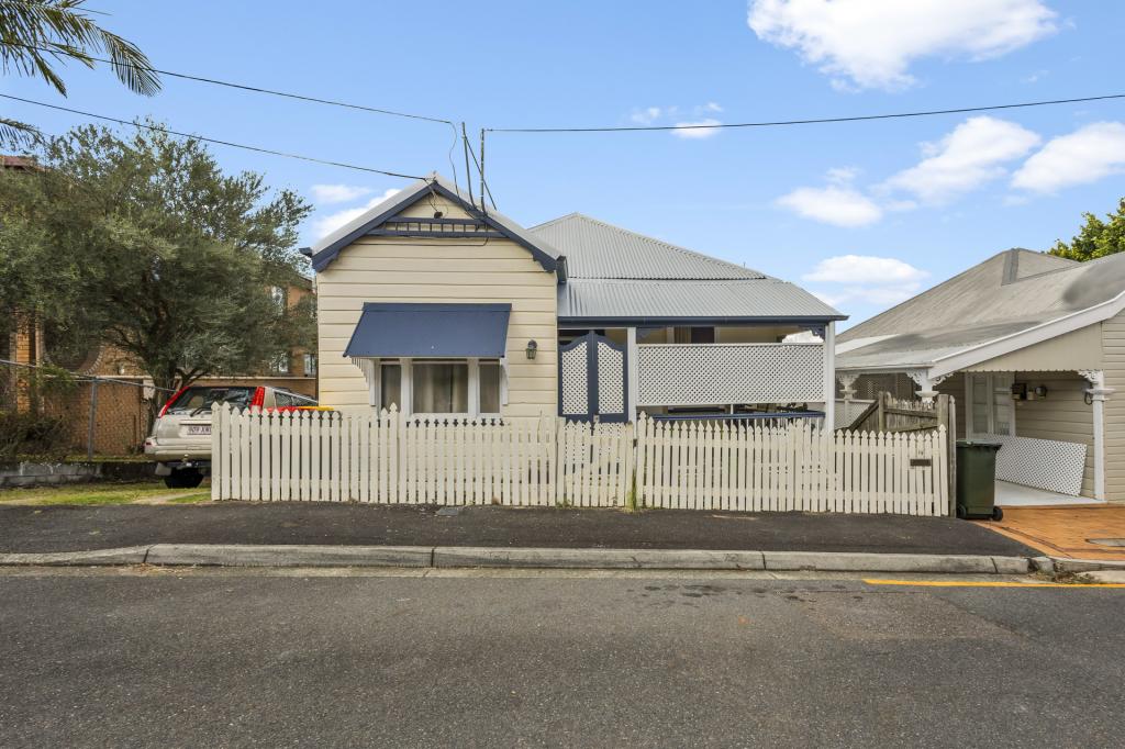 19 Fullerton St, Red Hill, QLD 4059