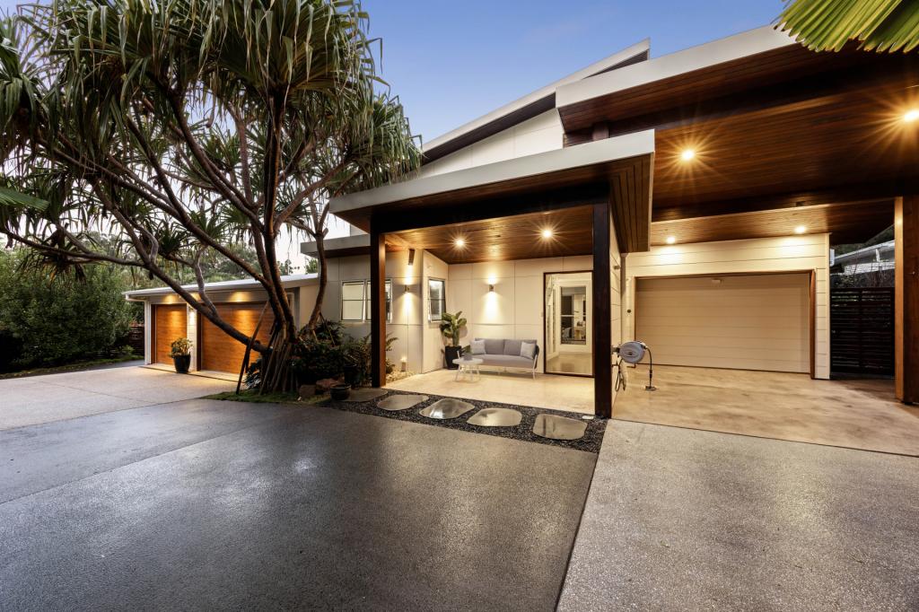 15 Tranquil Pl, Alexandra Headland, QLD 4572