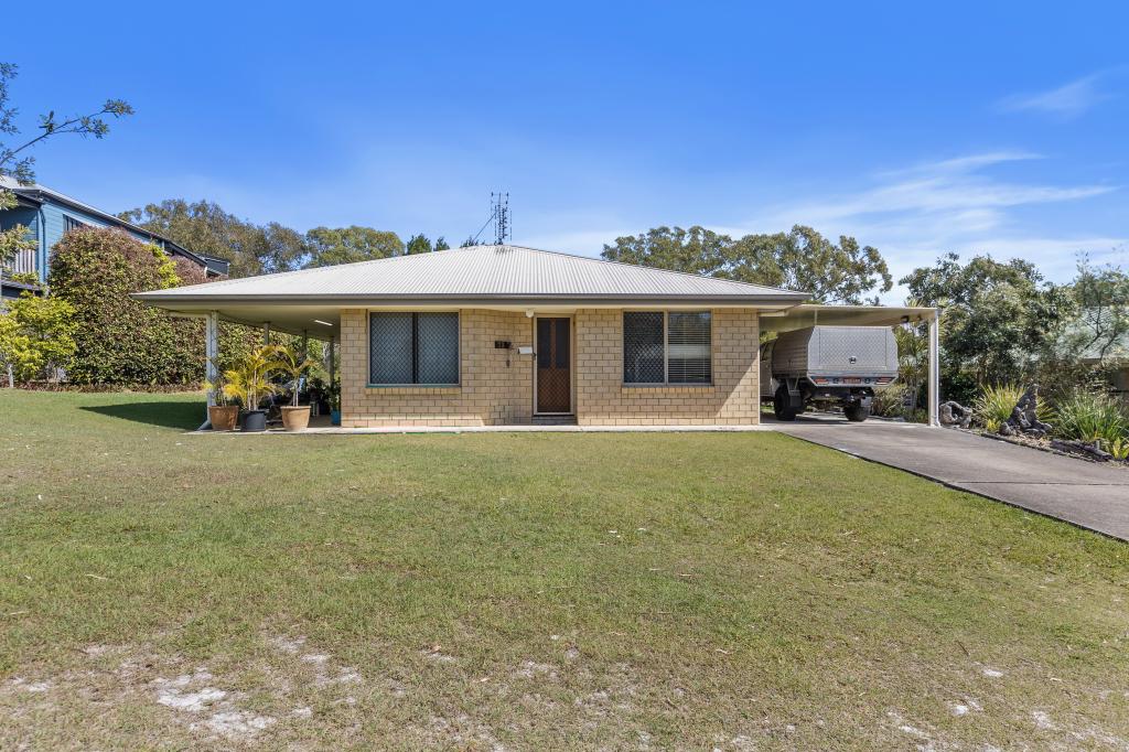 71 Bombala Cres, Rainbow Beach, QLD 4581